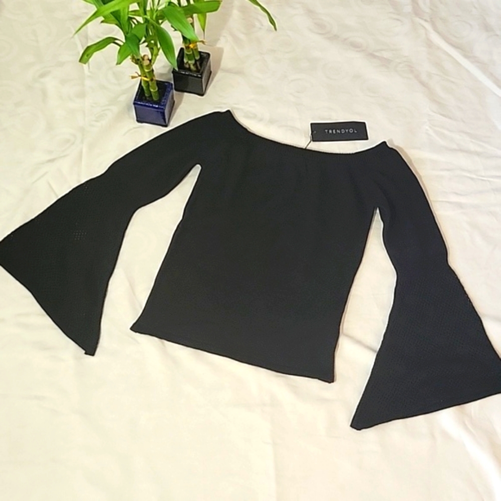 NWT - TRENDYOL Black Knit Off Shoulder Top w Bell Sleeves